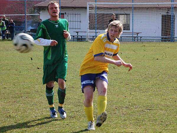 Měčín (žluté dresy) - Žichovice 2:1