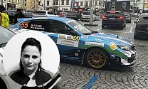 Tragédie, která se odehrála v rámci 58. ročníku Rallye Šumava, kdy po nehodě zemřela navigátorka Alena Krejčíková (41), nezasáhla jen příznivce rallye, ale její kamarády, jelikož byla na Klatovsku doma.