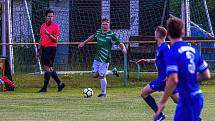 Baráž o I. A třídu, odveta: FK Svéradice (zelení) - TJ Sokol Malesice 1:2 (1:0).