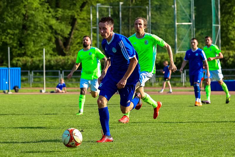 25. kolo I. A třídy: TJ Sušice (modří) - Bohemia Kaznějov 1:0.