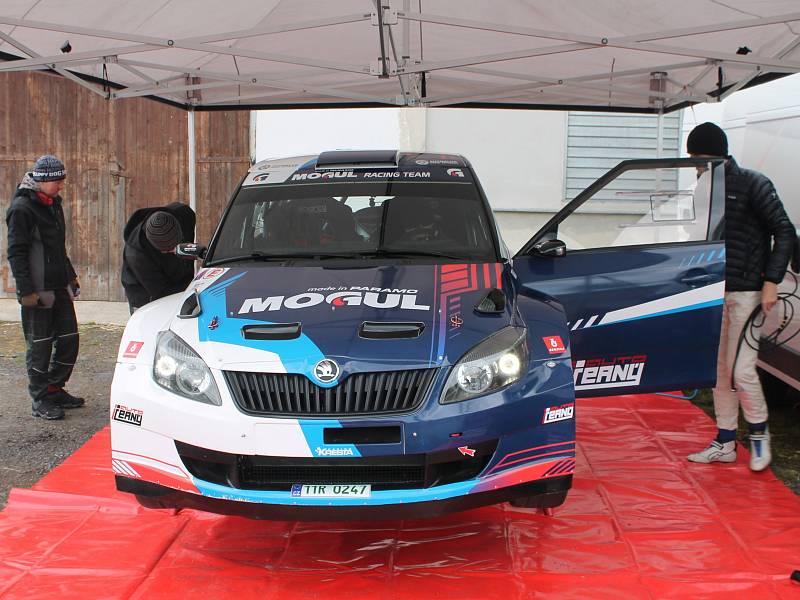 Testování Škody Fabia S2000 před Rallye Šumava s pilotem Janem Černým.