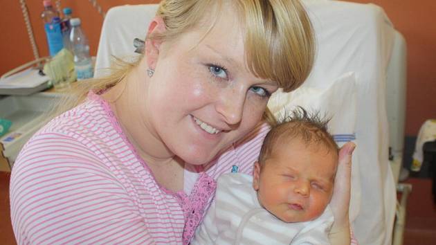 Anna Pavelcová z Hrádku (3650 gramů, 53 cm) se narodila v klatovské porodnici 2. února v 8.52 hodin. Rodiče Adriana a Martin přivítali očekávanou prvorozenou dcerku na svět společně.