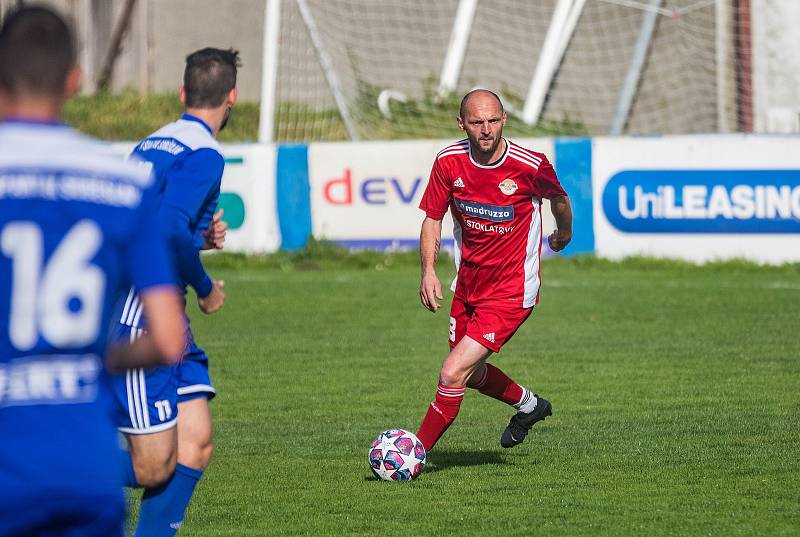 Z archivu: Fotbalisté Klatov prohráli doma se Soběslaví 0:2.