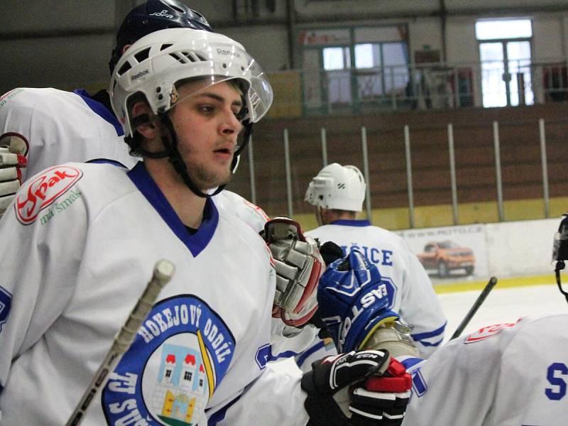 Okresní přebor Strakonicka: TJ Start Luby (černooranžové dresy) - TJ Sušice 2:6