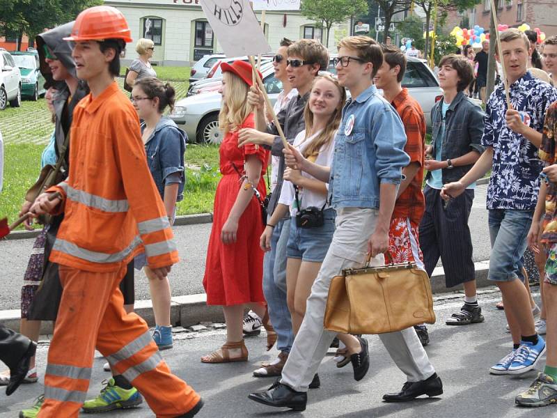 Průvod Gymnázia Klatovy k 200. výročí založení