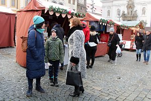 Adventní trhy v Klatovech na náměstí.