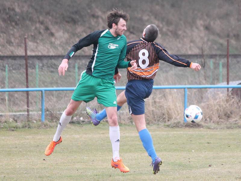 1. A třída: Žichovice (zelené dresy) - Horní Bříza 0:4