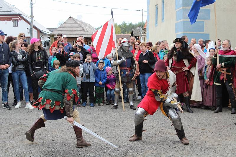 V sobotu a neděli se Velhartice přenesly do 15. století.