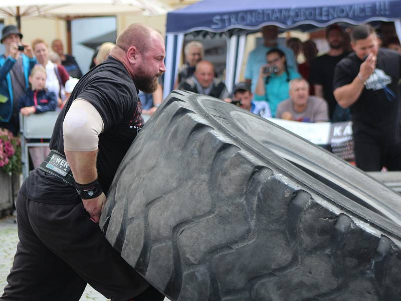 V sobotu se konal závod strongmanů v Sušici.