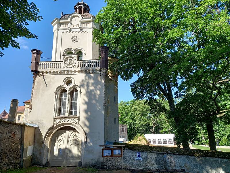 Zámek v Bystřici nad Úhlavou