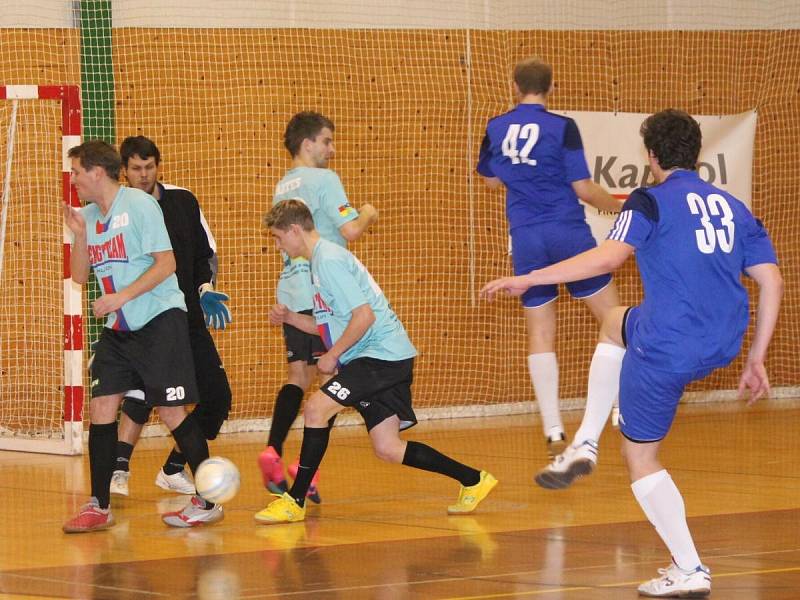 V Klatovech se bojovalo v okresní soutěži ve futsalu o "bednu".