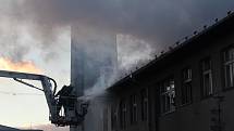 Požár bývalé mlékárny v Klatovech.