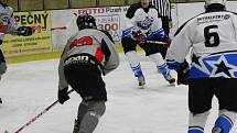 Šumavská liga amatérského hokeje: HC Vizi Auto (šedé dresy) - HC AutoKempf 1:3