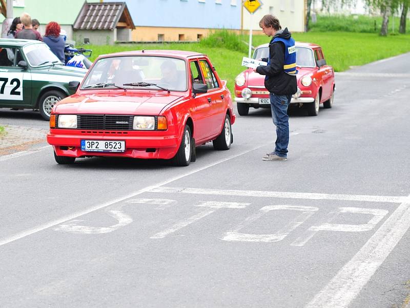 Majitelé škodovek se sešli v Běšinech