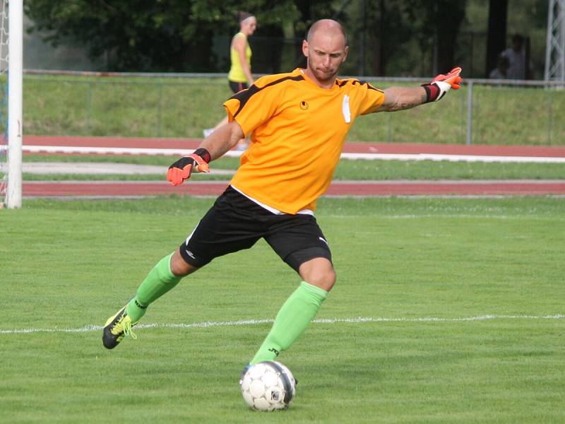 I. kolo Poháru České pošty: Sušice (v bílém) - Domažlice 1:5.