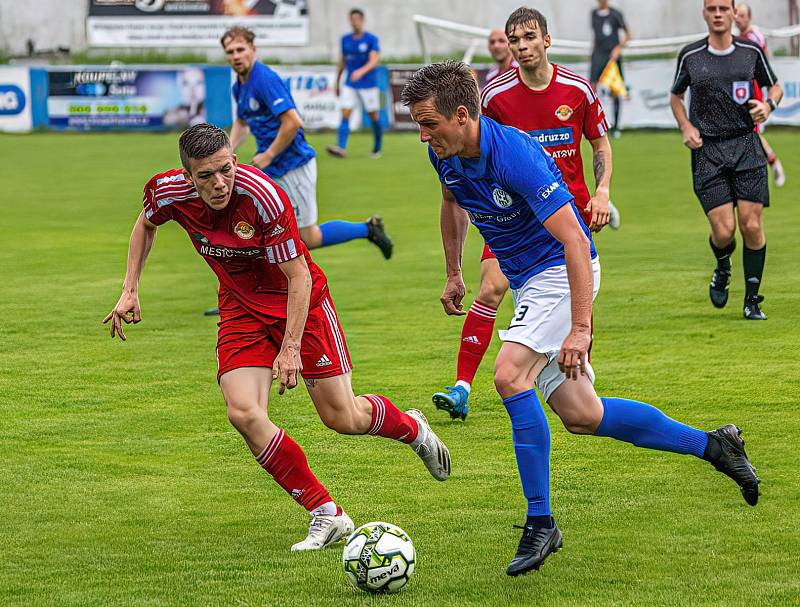 28. kolo FORTUNA divize A: SK Klatovy 1898 - Sokol Lom 3:0 (1:0).