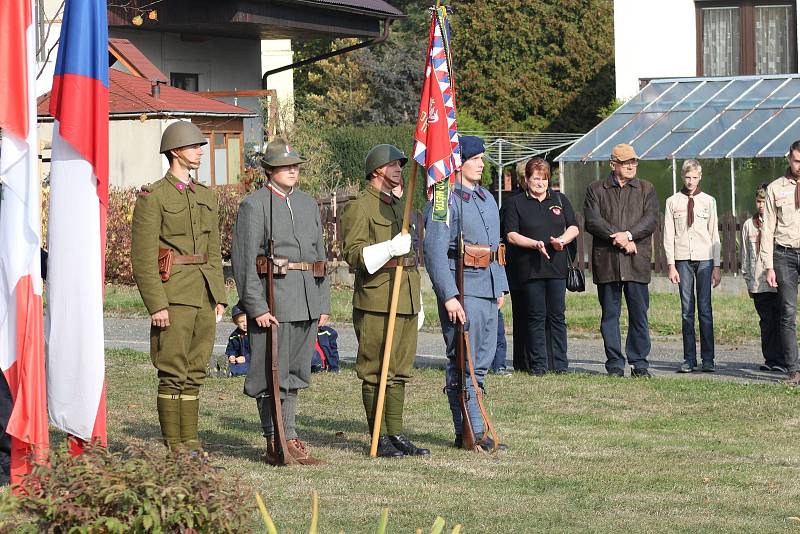 Oslavy 100 let republiky a otevření nové sportovní haly ve Švihově