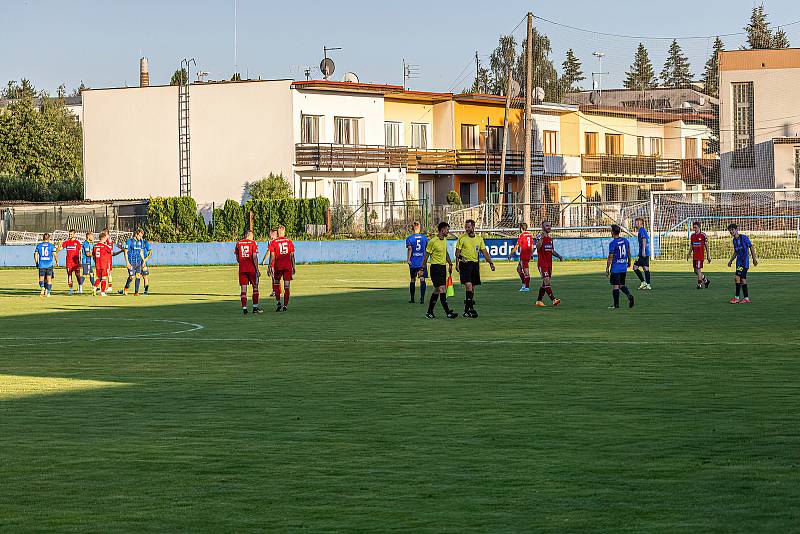 Letní příprava: SK Klatovy 1898 - TJ Jiskra Domažlice (modří) 0:5.