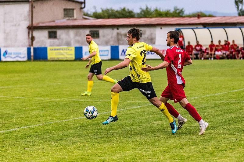 Klatovy hostí v sobotu od 14.30 ve šlágru 14. divizního kola vedoucí Přeštice.