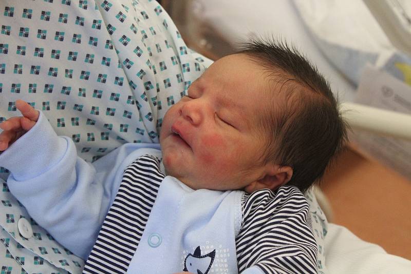 Patrik Julius Lacko ze Sušice je prvním miminkem narozeným v Klatovské nemocnici.