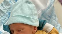 Antonín Liška (3040 g, 50 cm) se narodil 19. května 2021 v 0:27 ve Fakultní nemocnici v Plzni. Rodiče Mirka a Pavel z Plzně si nechali pohlaví svého miminka jako překvapení.