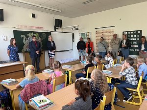 Vítání prvňáčků na základních školách v Klatovech.