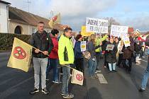 Demonstrace proti výstavbě hlubinného úložiště ve Velkém Boru.