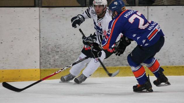 II. liga, skupina Západ, 31. kolo SHC Klatovy - HC Řisuty 3:2 PP.