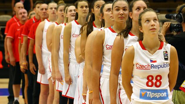 Fotogalerie: Basketbal ženy ME U20 ČR - Polsko - Klatovský deník