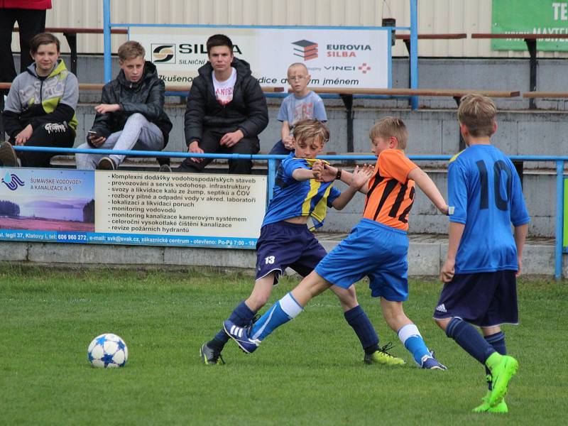 Okresní přebor mladších žáků 2016/2017 : Měčín (oranžové dresy) - Sušice B 1:13