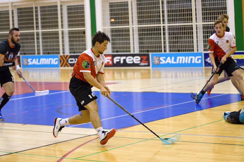 2. kolo Poháru Českého florbalu: Sport Club Klatovy (červenobílí) vs. SK Meťák České Budějovice 15:4.