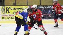 Liga mladších žáků v hokeji HC Klatovy (červení) - TJ Lokomotiva Veselí nad Lužnicí.