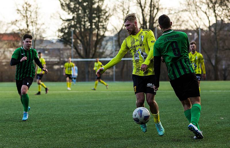 17. kolo FORTUNA divize A: FC Rokycany (zelení) - Přeštice 2:3.