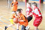 Basketbalový turnaj pro 1. a 2. třídy v Klatovech.