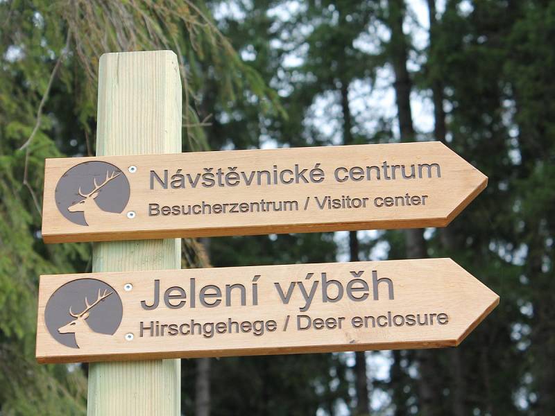 otevření návštěvnického centra věnovaného jelenům u Šumavské Kvildy