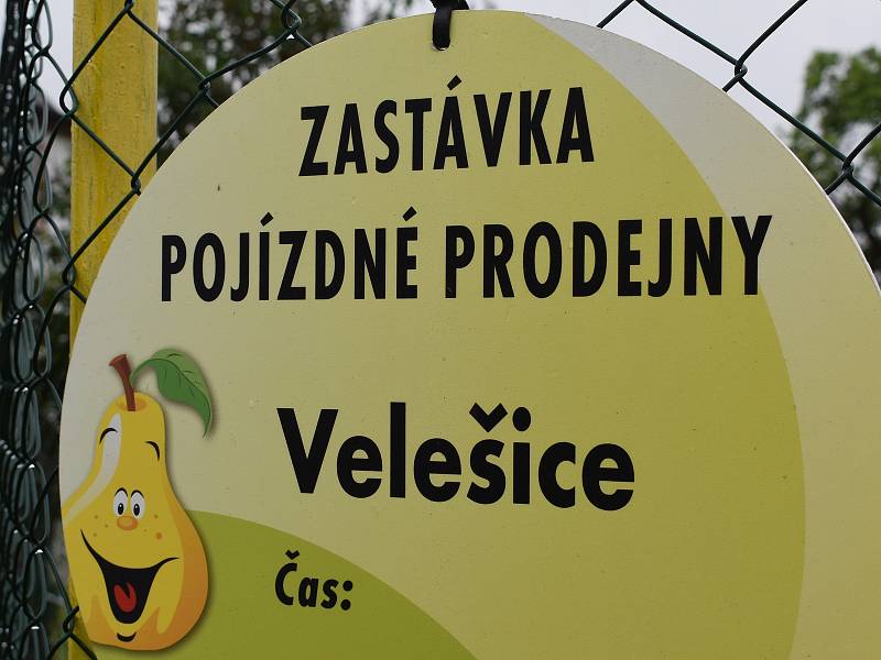 Pojízdná prodejna má na Horažďovicku, Blatensku a Šumavě celkem 27 zastávek.