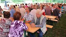 Festival dechovek v Dlouhé Vsi.