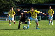 Fotbalisté Horažďovic (na archivním snímku hráči ve žlutých dresech) porazili Švihov na jeho hřišti 1:0 a jsou podzimním mistrem.