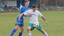 Krajský přebor mužů: Horažďovice (v modrém) - Stod 2:1.