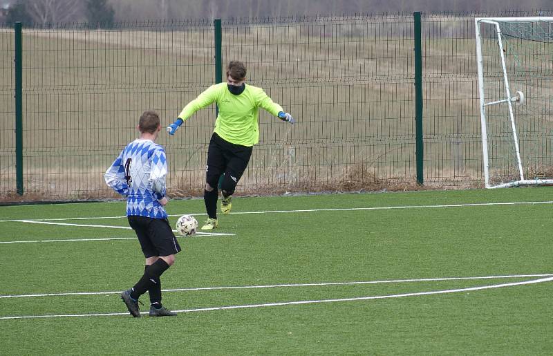 Zimní příprava: Sokol Mochtín (modrobílí) - Chlumčany 4:2.