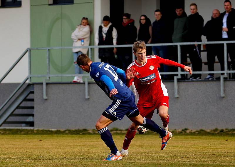 17. kolo FORTUNA divize A: Slavoj Mýto vs. Klatovy 3:1, Petřín Plzeň vs. SENCO Doubravka 0:3, FC Rokycany - ROBSTAV Přeštice 2:3.