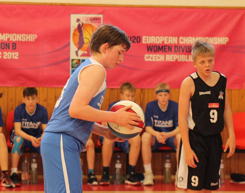 Grizzlies Plzeň U14 - Dresden Titans 67:63 - fotogalerie pátečního zápasu.