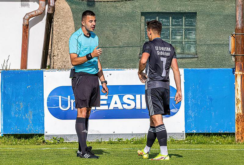 26. kolo divize A: SK Klatovy 1898 (červení) - Soběslav 0:2.