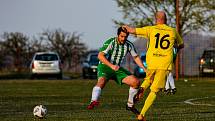 15. kolo III. třídy: FK Budětice 2012 (žlutí) - SK Velhartice 2:0.