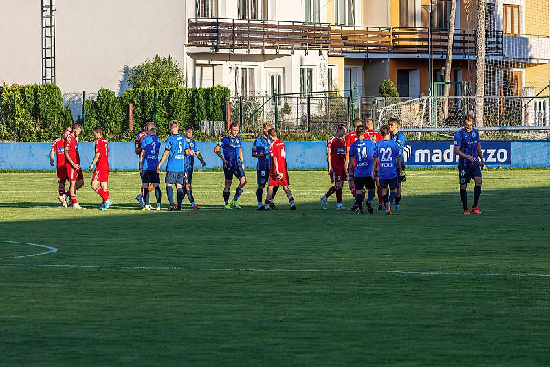 Letní příprava: SK Klatovy 1898 - TJ Jiskra Domažlice (modří) 0:5.