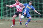 Krajský přebor mužů: Luby (v červeném) - Klatovy 0:3.