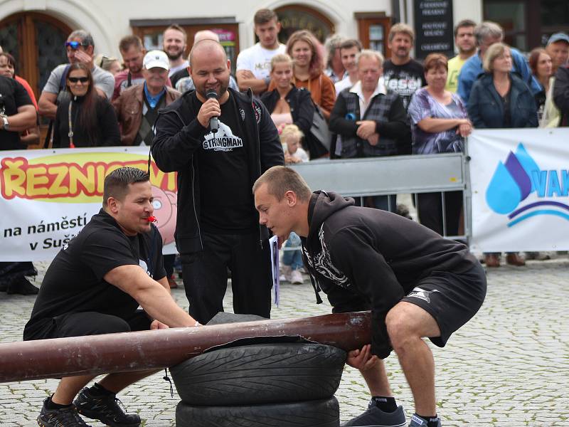 V sobotu se konal závod strongmanů v Sušici.