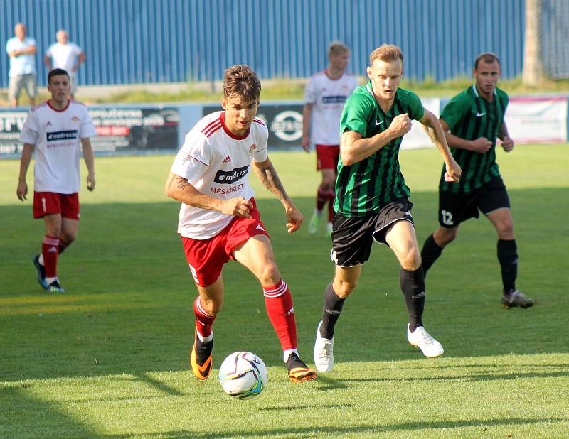 4. kolo divize A: SK Klatovy 1898 - FC Rokycany 2:0 (0:0).