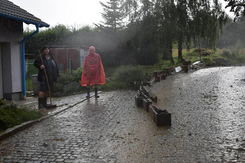 Bleskové povodně v Neznašovech na Klatovsku.