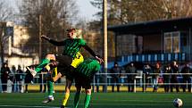 17. kolo FORTUNA divize A: FC Rokycany (zelení) - Přeštice 2:3.